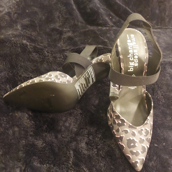 Call It Spring Green & Pink Leopard Print Slingback Heels ● Size 37.5 (US7) - Picture 4 of 7